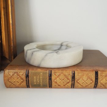 Vintage marble ashtray | Vintage ashtray | White and grey marble ashtray | Marble ashtray | White marble ashtray