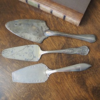 Vintage silver plated cake server | Vintage cake server | Silver plated cake servers | Ornate cake server | Vintage pie server