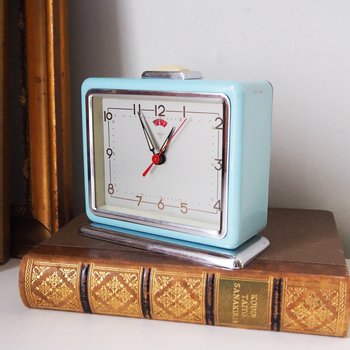 Vintage alarm clock | Shanghai Diamond alarm clock | Vintage wind up clock | Retro sky blue alarm clock | Working order