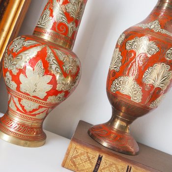 Vintage brass vase | Large enamelled brass vase | Vintage brass vases | Tall brass vase | Vintage vase | Brass and red vase