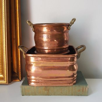 Set of two vintage copper planters | Mismatched copper planters | Round and rectangular copper planters | Vintage planters with handles