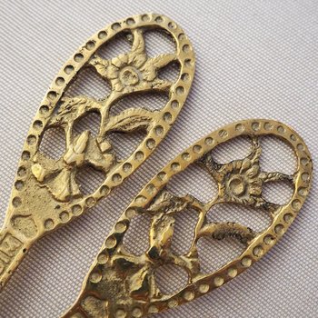 Vintage salad servers | Brass salad servers | Vintage serving utensils | Vintage brass salad servers | Brass serving utensils