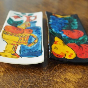 Set of two vintage wall plates | Decorative wall plates | Kitchen wall plates | Ceramic wall plates