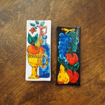 Set of two vintage wall plates | Decorative wall plates | Kitchen wall plates | Ceramic wall plates
