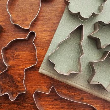Vintage gingerbread shapes | Vintage gingerbread molds | Moomin gingerbread shapes | Christmas baking molds | Vintage kitchen decor