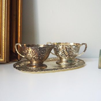 Vintage creamer and sugar bowl set | Vintage silver plated creamer and sugar set | Vintage creamer and sugar bowl set