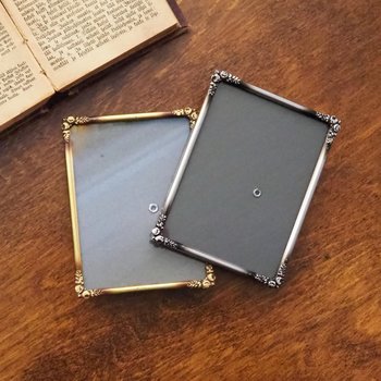 Set of two vintage photo frames | Brass photo frames 9x12 cm | Brass picture frames | Vintage brass picture frame set