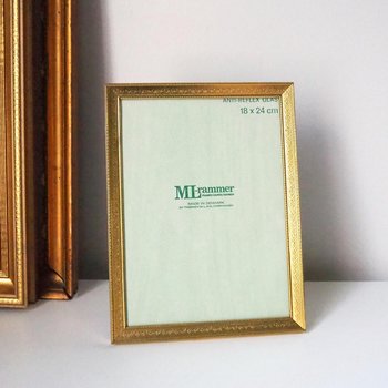 Vintage photo frame 18x24 cm | Vintage brass frame | Brass picture frame | Vintage ML-Rammer picture frame | Danish photo frame