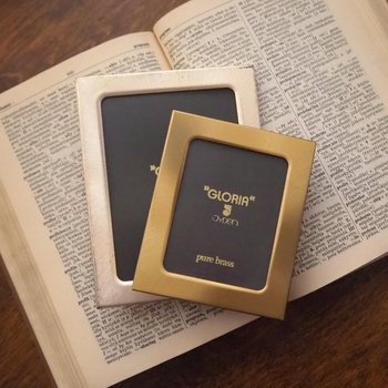Vintage photo frames | Set of two vintage frames | Jyden photo frames | Small photo frames | Mismatched vintage frames
