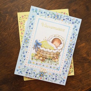 Vintage baby memory books | Finnish baby albums | Vintage baby books | Vintage baby album in Finnish | Vintage baby journal | Vauvamuistot