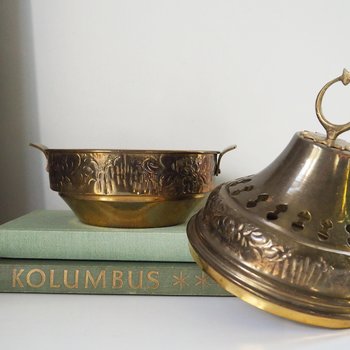 Vintage brass pomander | Vintage brass potpourri box | Large brass pomander | Brass home decor | Pierced brass box