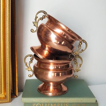 Set of two vintage copper planters | Vintage footed bowls | Matching copper planters | Vintage footed planters | Vintage planters