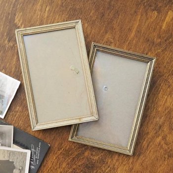 Set of two vintage brass photo frames | Brass photo frames 9x14 cm | Mismatched picture frames | Vintage brass picture frames