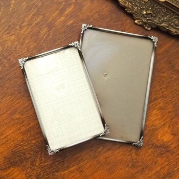 Set of two vintage silver plated photo frames | Silver plated photo frames 9x14 cm and 12x17 cm | Vintage picture frames | Matching frames