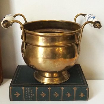 Vintage brass planter with ceramic handles | Vintage brass planter | Footed brass planter | Vintage planter
