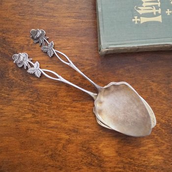 Vintage alpacca silver cake servers | Set of two vintage cake servers | Alpacca silver cake servers | Vintage serveware